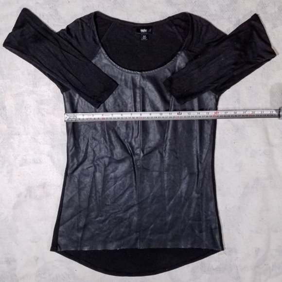 Mossimo Black Faux Leather Long Sleeve Cowl Top - Picture 7 of 8